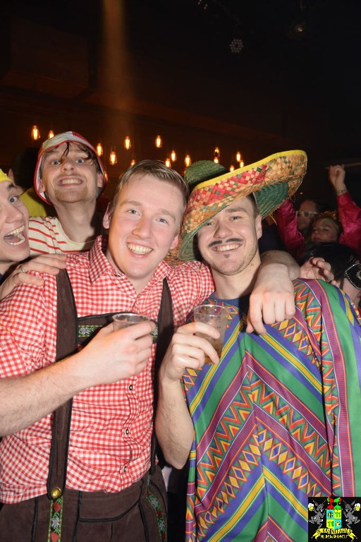 ../Images/Carnavals vrijdagavond in VdG 198.jpg